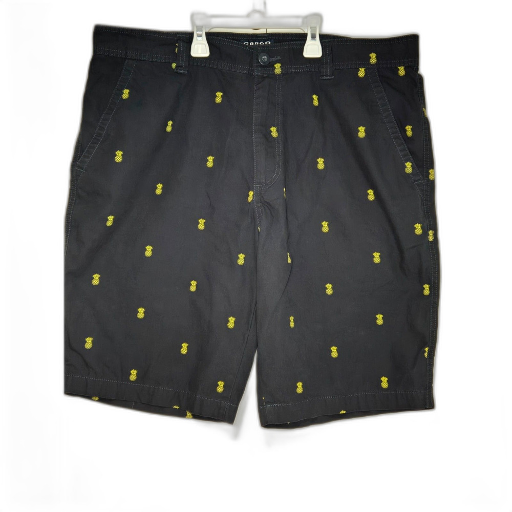 Cargo Supplies Trilogy Sportswear Pineapple Shorts | Men's Size 38 | Black